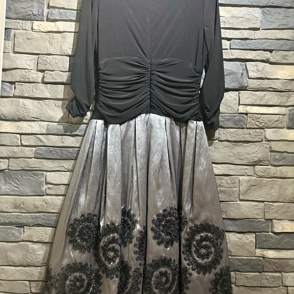 SL Fashions Black and Silver Dress - Picture 6 of 6
